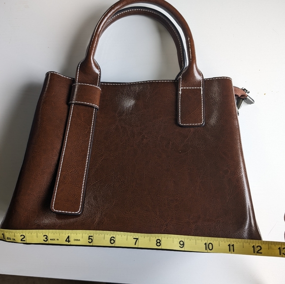 NWOT Women's purse - Picture 2 of 9